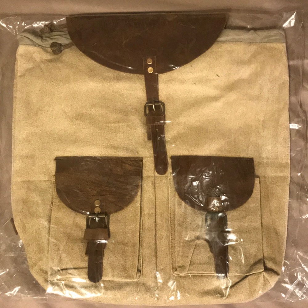 The Barrel Shack - Handmade Leather Backpack - Picture 1 of 2